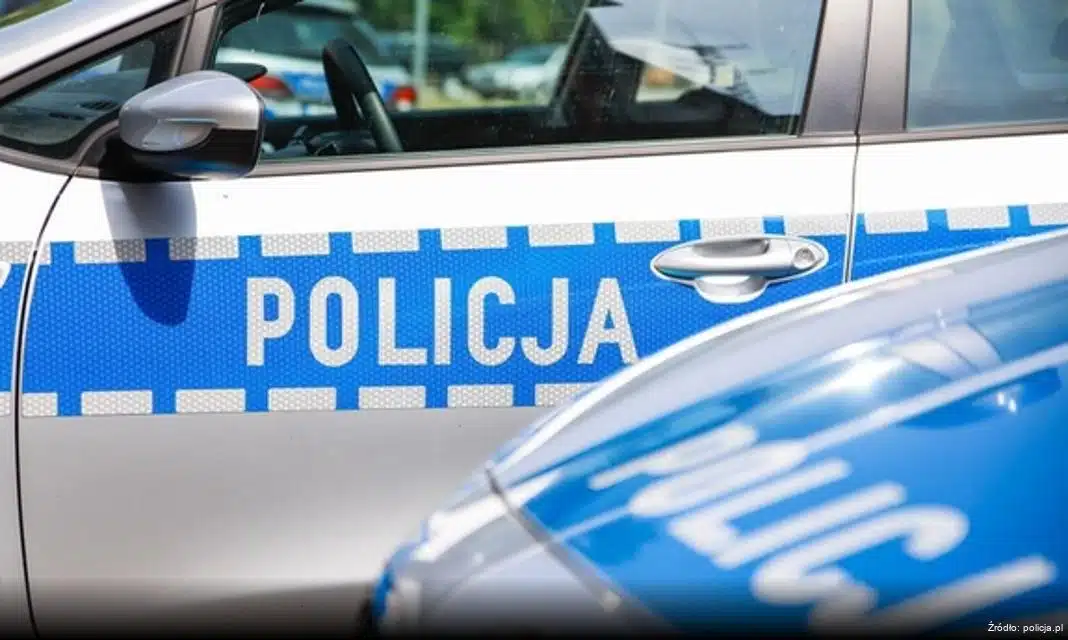 Oszustwo „na pracownika banku” w Mrągowie – 42-latka straciła 50 000 złotych