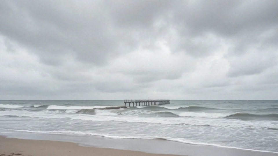 Najniższe ciśnienie atmosferyczne w Polsce – rekordy i skutki
